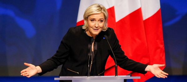Marine Le Pen, líder del partido Frente Nacional Marine Le Pen, líder del partido Frente Nacional - Sputnik Mundo