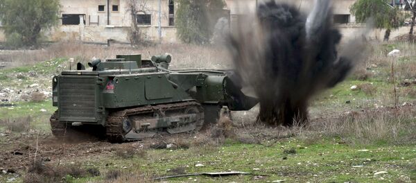 El sistema Uran-6 desplegado en un barrio de Alepo, en Siria - Sputnik Mundo