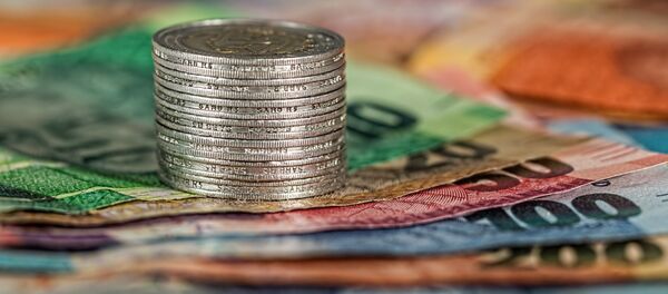 Billetes y monedas - Sputnik Mundo
