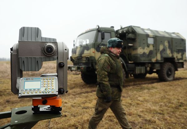 Los espectaculares ejercicios de topógrafos militares en Kubán - Sputnik Mundo