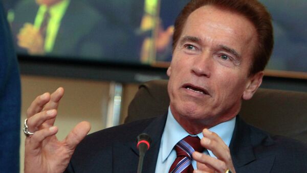 Arnold Schwarzenegger - Sputnik Mundo