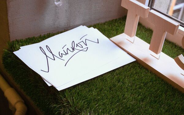 Taller de lettering de Mike Levchenko - Sputnik Mundo