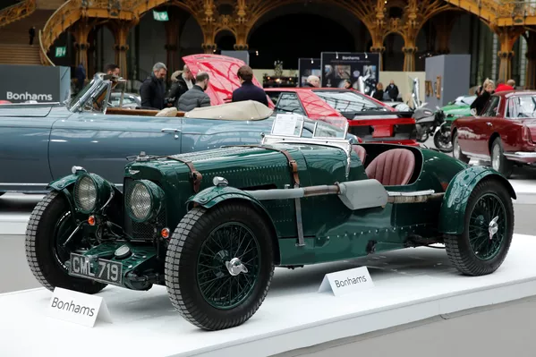 La elegancia siempre está de moda: autos clásicos en subasta en París La elegancia siempre está de moda: autos clásicos en subasta en París - Sputnik Mundo