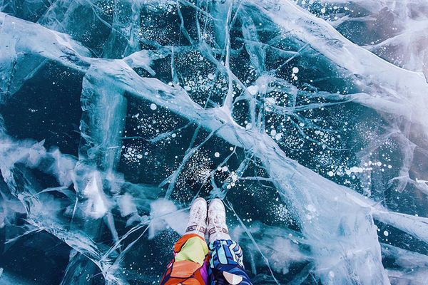 El hielo se apodera del lago Baikal - Sputnik Mundo