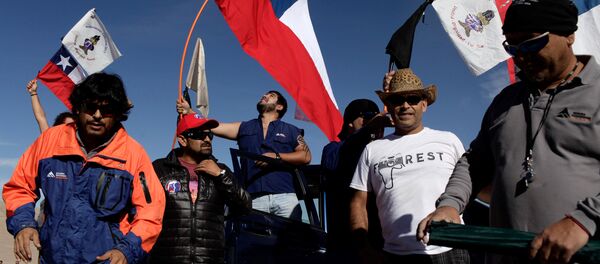 Mineros de Escondida se preparan para una huelga - Sputnik Mundo