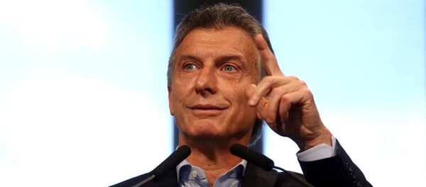 Argentine President Mauricio Macri gestures during a news conference at the Casa Rosada Presidential Palace in Buenos Aires, Argentina - Sputnik Mundo