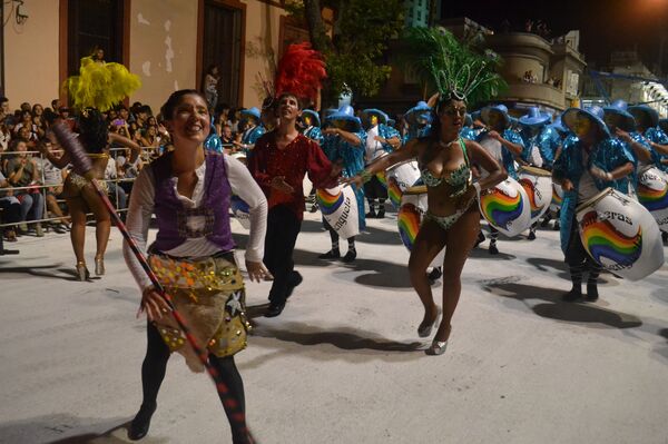 Desfile de Llamadas en Montevideo - Sputnik Mundo