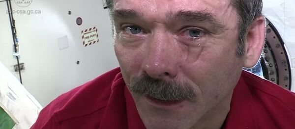 ¿Se puede llorar en el espacio? - Sputnik Mundo