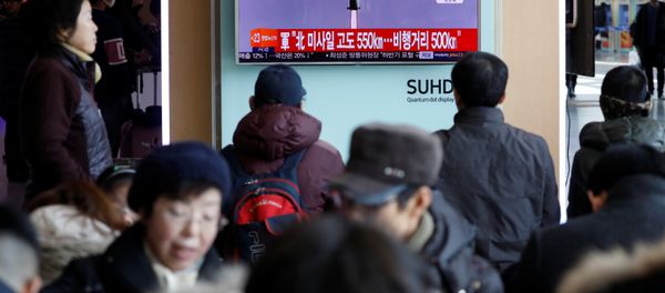 El lanzamiento de misil por Corea del Norte - Sputnik Mundo