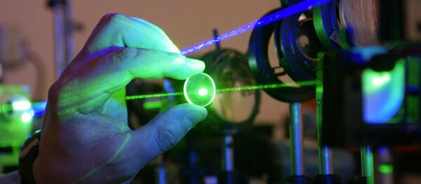 Laboratorio de mediciones láser del Instituto de Sistemas de procesamiento de la imagen en Samara, Rusia - Sputnik Mundo