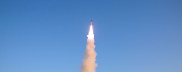 Lanzamiento de un misil (imagen referencial) - Sputnik Mundo