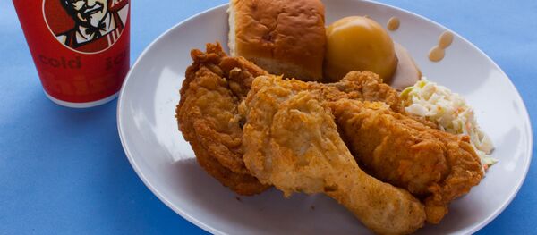 Menú de pollo frito - Sputnik Mundo