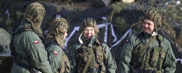 Soldados polacos (archivo) - Sputnik Mundo