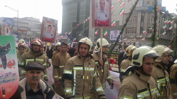 Celebraciones por el 38 aniversario de la Revolución Islámica en Teherán Celebraciones por el 38 aniversario de la Revolución Islámica en Teherán - Sputnik Mundo