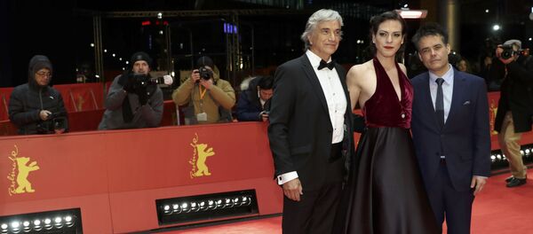 Actor Francisco Reyes, actriz Daniela Vega y director Sebastián Lelio - Sputnik Mundo