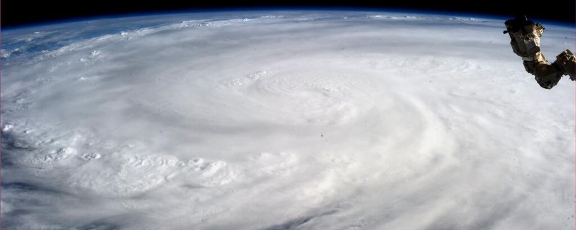 Una tormenta desde el espacio (imagen referencial) - Sputnik Mundo, 1920, 05.09.2022