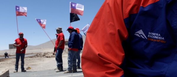 Huelga de trabajadores de la minera Escondida Huelga de trabajadores de la minera Escondida - Sputnik Mundo