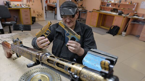 Cómo se producen las armas de honor rusas - Sputnik Mundo