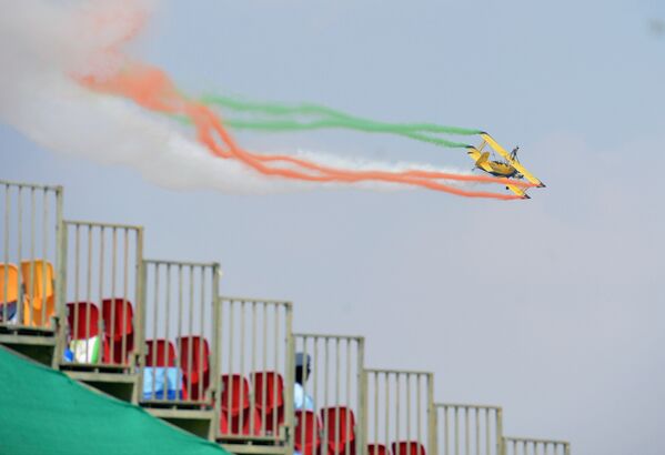 La espectacular inauguración de la exposición aeroespacial Aero India 2017 - Sputnik Mundo