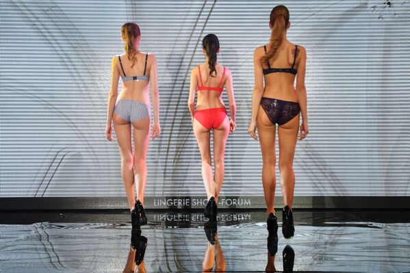 Desfile de ropa interior Lingerie Show-Forum en Moscú - Sputnik Mundo