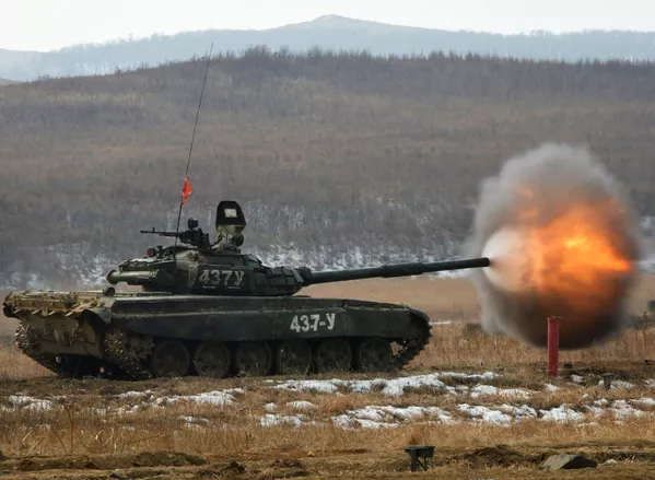 Etapas del biatlón de tanques en las regiones de Primorie y Voronezh Etapas del biatlón de tanques en las regiones de Primorie y Voronezh - Sputnik Mundo