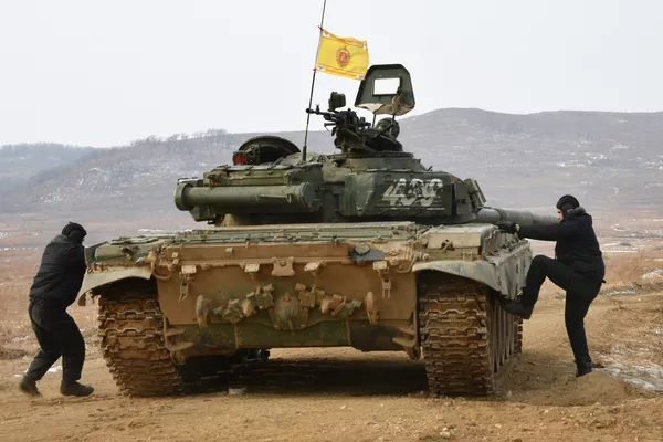 Etapas del biatlón de tanques en las regiones de Primorie y Voronezh Etapas del biatlón de tanques en las regiones de Primorie y Voronezh - Sputnik Mundo