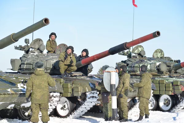Etapas del biatlón de tanques en las regiones de Primorie y Voronezh Etapas del biatlón de tanques en las regiones de Primorie y Voronezh - Sputnik Mundo