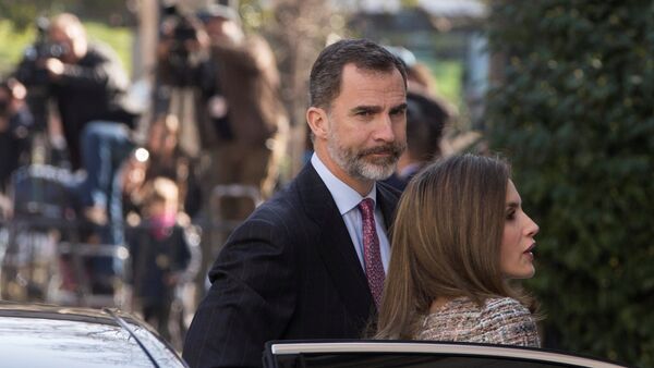 Los monarcas Felipe VI y la reina Letizia - Sputnik Mundo