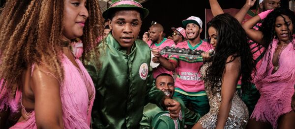 Preparaciones para el carnaval en Brasil - Sputnik Mundo