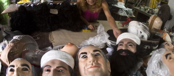 Disfraces para el carnaval en Brasil - Sputnik Mundo