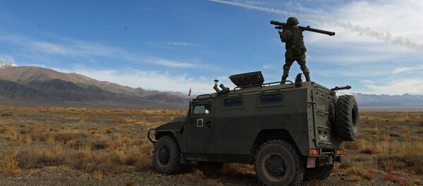 Vehículo blindado Tigr - Sputnik Mundo