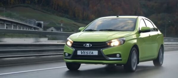 Un Lada Vesta - Sputnik Mundo
