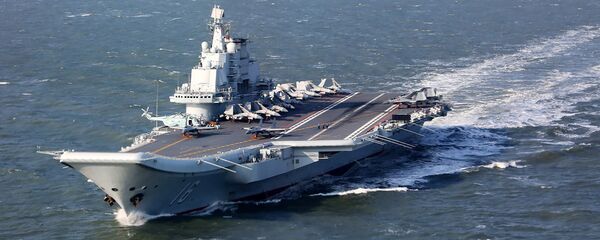 El portaviones chino Liaoning - Sputnik Mundo