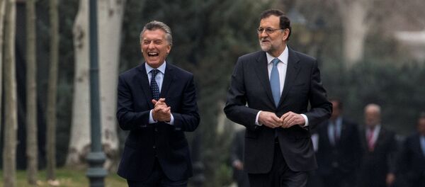 Mauricio Macri, presidente de Argentina, y Mariano Rajoy, presidente del Gobierno español - Sputnik Mundo