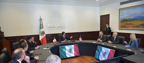Reunión de Enrique Peña Nieto, Rex Tillerson y John Kelly - Sputnik Mundo