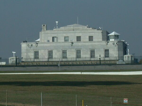 La reserva de oro en la base militar estadounidense de Fort Knox (Kentucky) - Sputnik Mundo