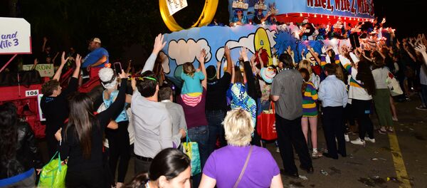 Desfile Krewe of Endymion en Nueva Orleans - Sputnik Mundo