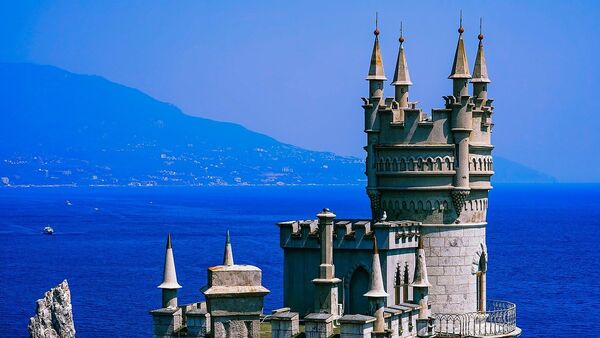 Castillo Nido de Golondrina en Yalta, Crimea - Sputnik Mundo