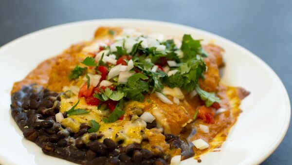 Enchiladas suizas - Sputnik Mundo