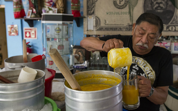 Un pulque mexicano para Hitler: la obsesión del Führer por la bebida de los dioses - Sputnik Mundo