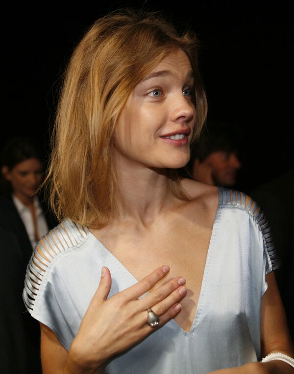 Natalia Vodiánova, la cenicienta rusa que deslumbra al mundo - Sputnik Mundo