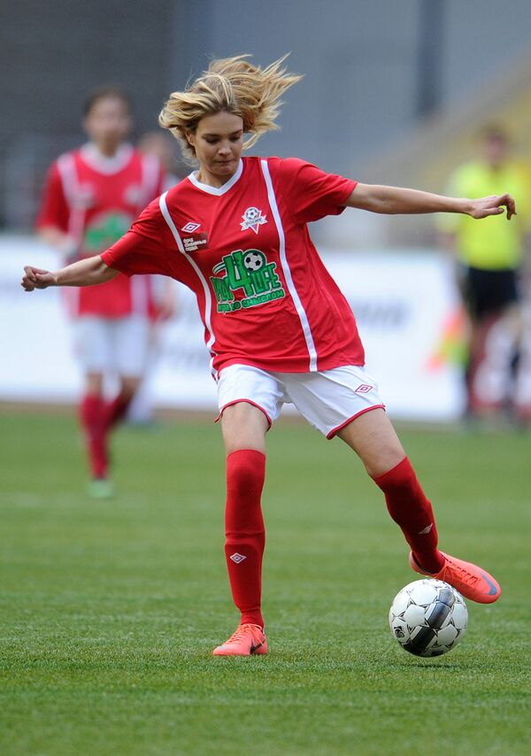 Natalia Vodiánova, la cenicienta rusa que deslumbra al mundo - Sputnik Mundo