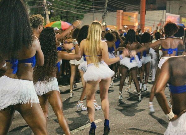 Juliana Titaeva, bailarina rusa de la Escuela de Samba de Portela - Sputnik Mundo