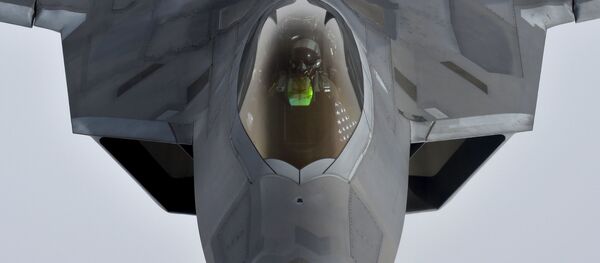 Un caza F-22 (archivo) - Sputnik Mundo