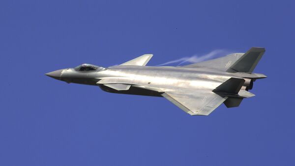 Avión furtivo de quinta generación Chengdu J-20 (archivo) - Sputnik Mundo