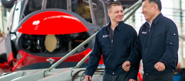 Cómo se construyen los helicópteros rusos - Sputnik Mundo