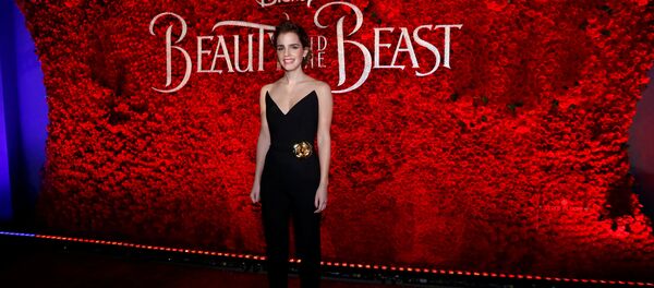 Emma Watson en el preestreno de 'La Bella y la Bestia' - Sputnik Mundo