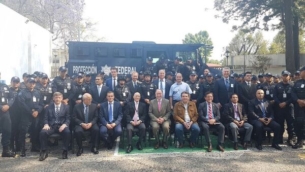 Rusia cede a las fuerzas federales de México blindado Gorets M - Sputnik Mundo