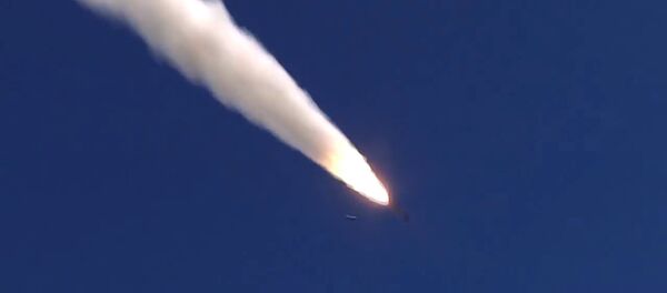 Пуск крылатых ракет Оникс по объектам террористов в Сирии Пуск крылатых ракет Оникс по объектам террористов в Сирии - Sputnik Mundo