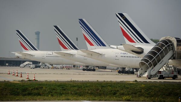 Aviones en el aeropuerto de París - Charles de Gaulle (archivo) - Sputnik Mundo